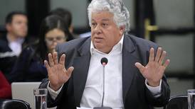 Exministro de la Presidencia justifica atenciones del gobierno de Solís a Juan Carlos Bolaños