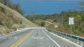 Carretera nueva entre Paquera y playa Naranjo presenta ‘alto’ riesgo de accidentes por deficiencias en pavimento