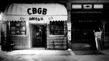 'CBGB': La historia del bar donde la rebeldía triunfó