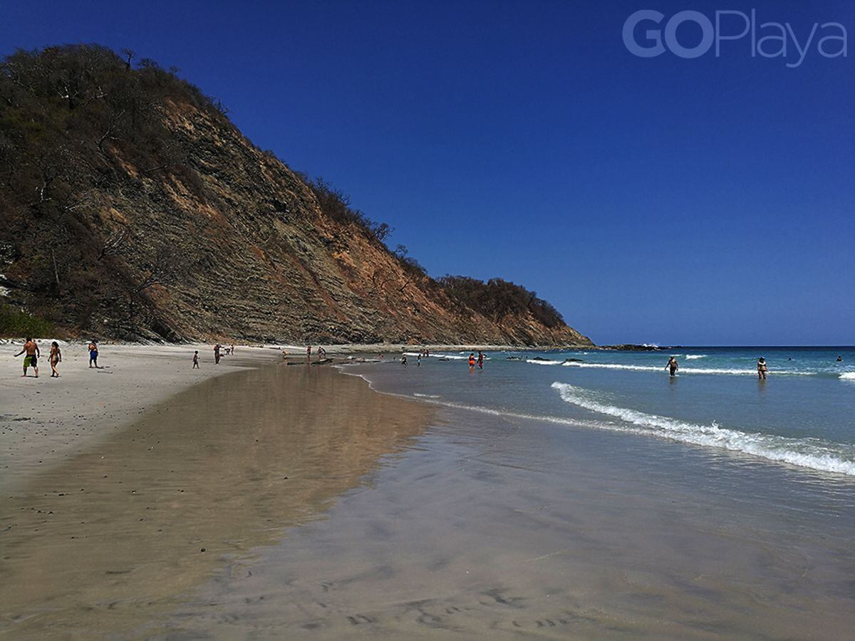 Playa Barrigona es un lugar perfecto para aquellos que detestan las multitudes y prefieren disfrutar de la gloria de la naturaleza.