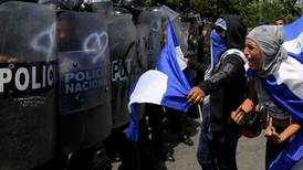 ‘Pensé que iba a morir’: refugiada cuenta cómo le explotaron pie en protesta contra Ortega
