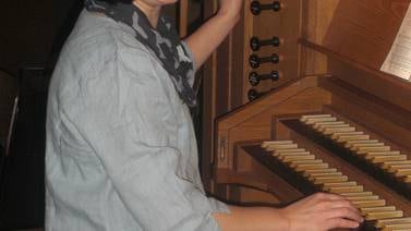 Organista alemana llenará de música a dos iglesias del país