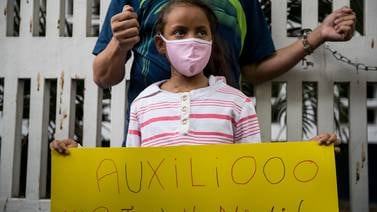 Padres de niños trasplantados protestan en Venezuela por falta de tratamiento