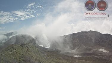 Junio cerró sin erupciones de ceniza en el volcán Turrialba