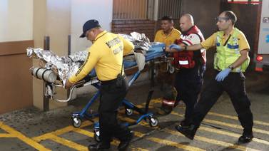Mujer de 62 años con quemaduras en 50% del cuerpo luego de incendio en Pavas