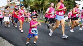 ¡Corre por mí! convocó a ticos para luchar contra cáncer de mama