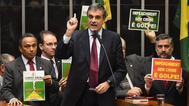 Diputados de Brasil deciden el futuro de la presidenta