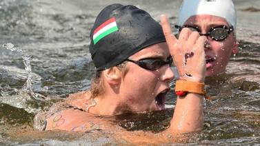 La húngara Risztov gana maratón de 10 km de natación
