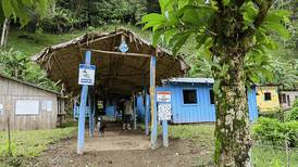 Internet satelital de Itellum conectó escuela en territorio indígena en Alto Chirripó