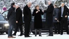 Ángela Merkel contra las cuerdas por peticiones de asilo
