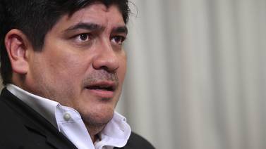Expresidente Carlos Alvarado pide a Fiscalía agilizar acusación en su contra