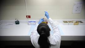 ¿Una sola dosis de vacuna contra papiloma protegería a adultas? Estudio tico busca averiguarlo