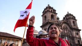 Protestas en Perú dejan 14 heridos mientras se preparan nuevas marchas