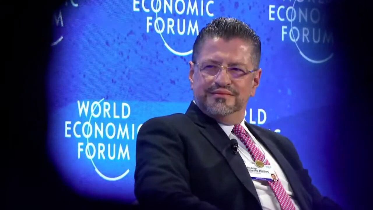 Durante su participación en el panel del Foro Económico Mundial, en mayo de 2022, el presidente Rodrigo Chaves expuso críticas sobre Costa Rica. 