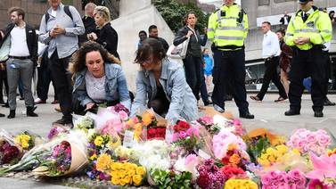 Policía identifica a dos de los autores del atentado de Londres