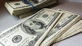 Baja en tipo de cambio refleja la mayor abundancia de dólares por el pago de renta
