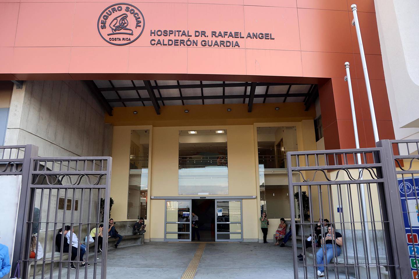01/04/2024      Hospital Calderón Guardia, fachadas. Foto: Rafael Pacheco Granados
