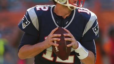  La leyenda de Tom Brady contra la suerte de un Andrew Luck que lo quiere emular