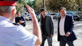 España inculpa a líderes secesionistas de Cataluña por rebelión y sedición