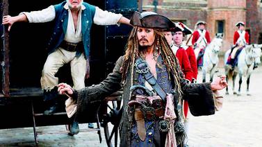 Johnny Depp fuera de ‘Piratas del Caribe’