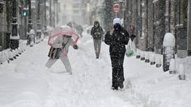 Tormenta de nieve siembra el caos en España y paraliza la capital