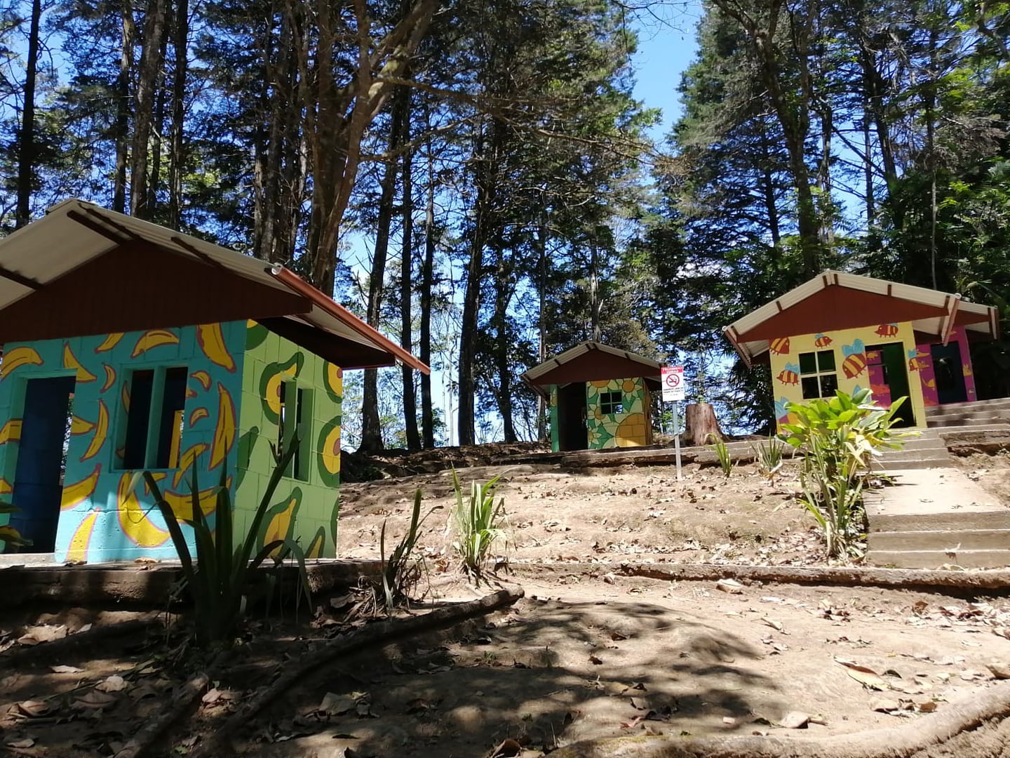 Las personas visitantes pueden alquilar ranchos y el salon multiuso para sus eventos (Foto: Municipalidad de Montes de Oca)