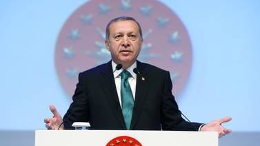 Musulmanes deben rechazar contracepción, dice líder turco