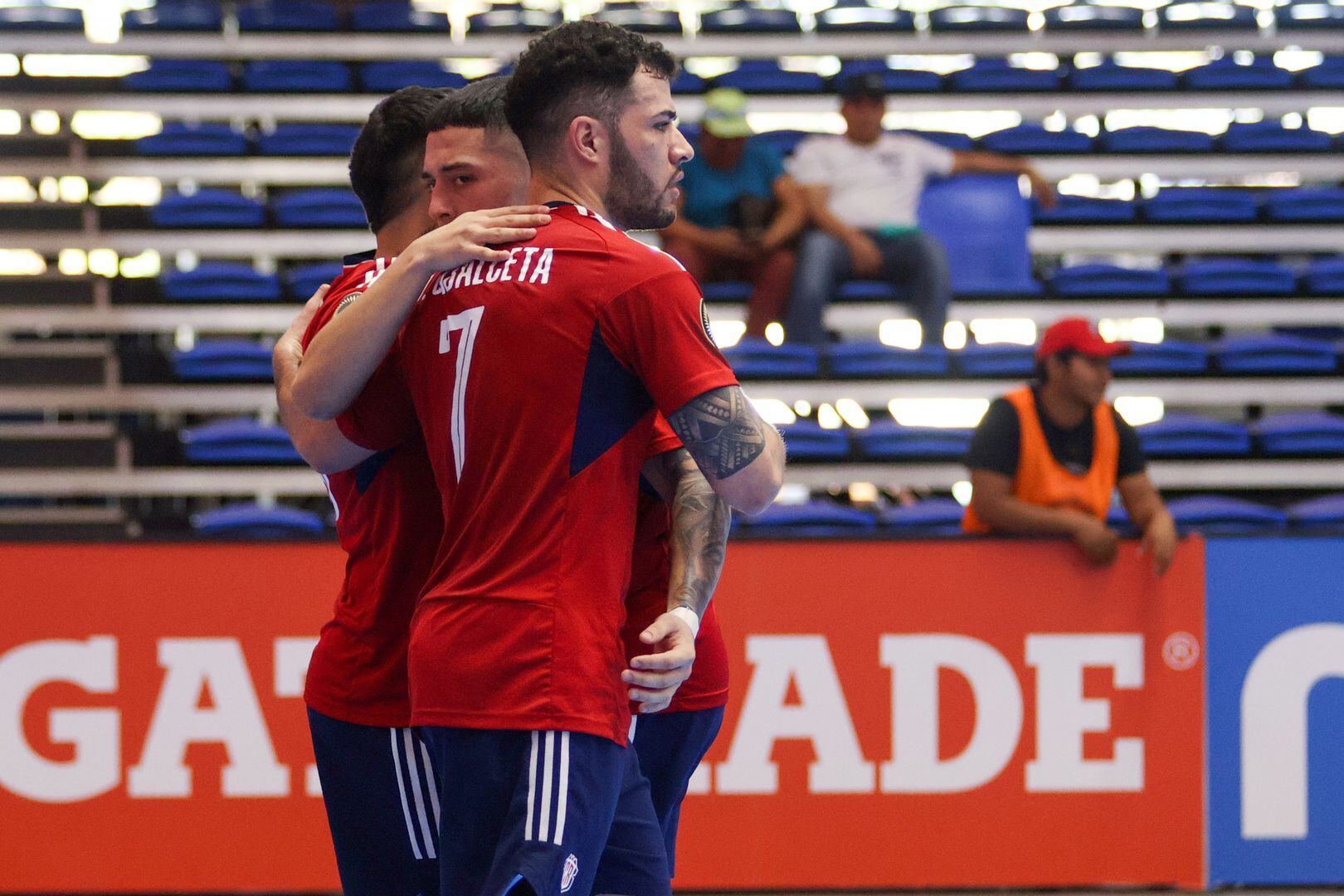 Minor Cabalceta no jugará el partido contra Cuba ni el duelo del sábado con la Selección de Costa Rica de futsal, pues su club le pidió regresar a Polonia.