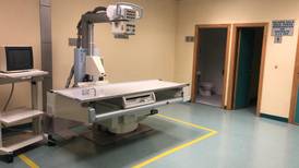Contraloría revisa compra de equipos de rayos X por $12 millones para hospitales públicos