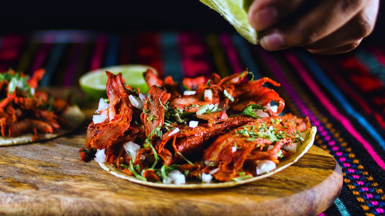 El Taco Fest reúne a todos los amantes de deliciosos platillos mexicanos. Foto: Netflix
