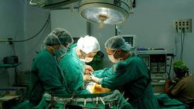 CCSS saca anestésico por sospecha de reacciones adversas graves en seis pacientes de un hospital