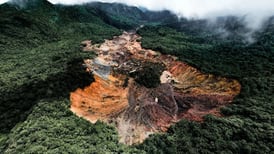 Joven captó asombrosas fotos del deslizamiento en Parque Nacional Juan Castro Blanco
