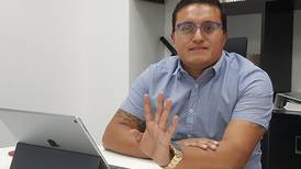 Tico Enio Cubillo cuenta su verdad sobre gramilla híbrida del Estadio Azteca 