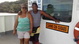 Pescador y su esposa son las víctimas de terrible accidente en la ruta 27