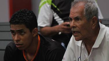 Tico de 80 años es el formador de boxeadores en Puntarenas