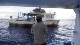  Costa Rica paga diésel   a 10 pesqueros invasores de la Isla  del Coco    