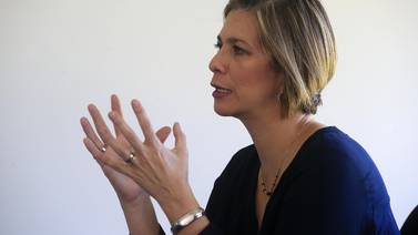 Orden de revisar computadoras a directivos del INS excluyó a la presidenta ejecutiva Mónica Araya