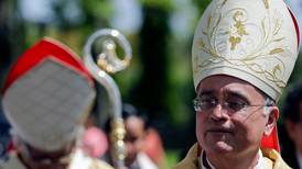 ‘Silvio, amigo, el pueblo está contigo’: Nicaragüenses dan emotiva despedida a obispo Báez