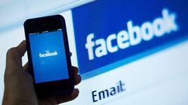 Facebook enfrenta demanda en EEUU por su función de etiquetar fotos