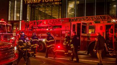 Muere hombre en incendio en la torre Trump de Nueva York