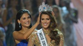 Miss Universo coronó a su segunda reina francesa, Iris Mittenaere