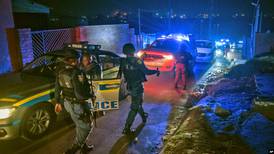 Cuatro muertos por tiroteo en Sudáfrica
