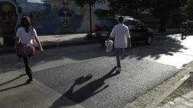 Viejas fugas causan fallas  del concreto en paseo de las Damas