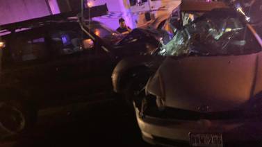 Vecinos de Naranjo y Palmares mueren en violento choque por evadir auto que frenó de improviso 