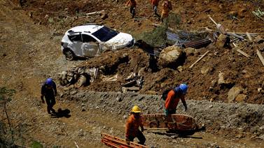 Colombia busca 10 desaparecidos tras deslizamiento que mató a 33 personas