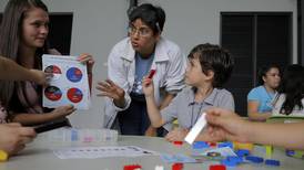 Cuentos y experimentos acercaron a niños a la Aventura de la Ciencia