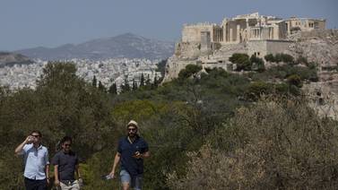 La Acrópolis de Atenas cierra por la tarde por las altas temperaturas 