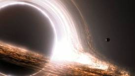 Científicos descubren un agujero negro 33 veces más grande que el Sol en la Vía Láctea