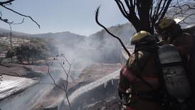 33 personas de una familia pierden sus casas por incendio en Curridabat