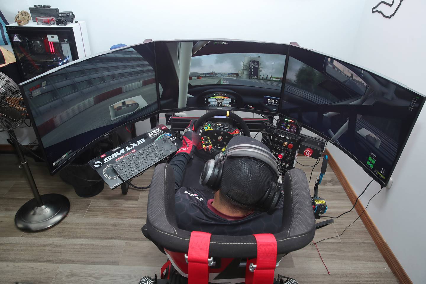 03/10/2023/ Entrevista a piloto de automovilismo virtual, sim racing Ricardo Perez / Foto John Durán